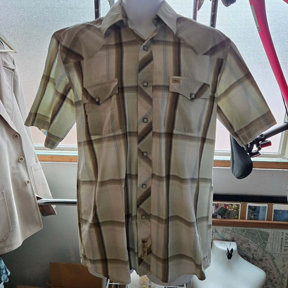 Larry Mahan Cowboy Collection Western Shirt Size M Plaid Pearl Snap